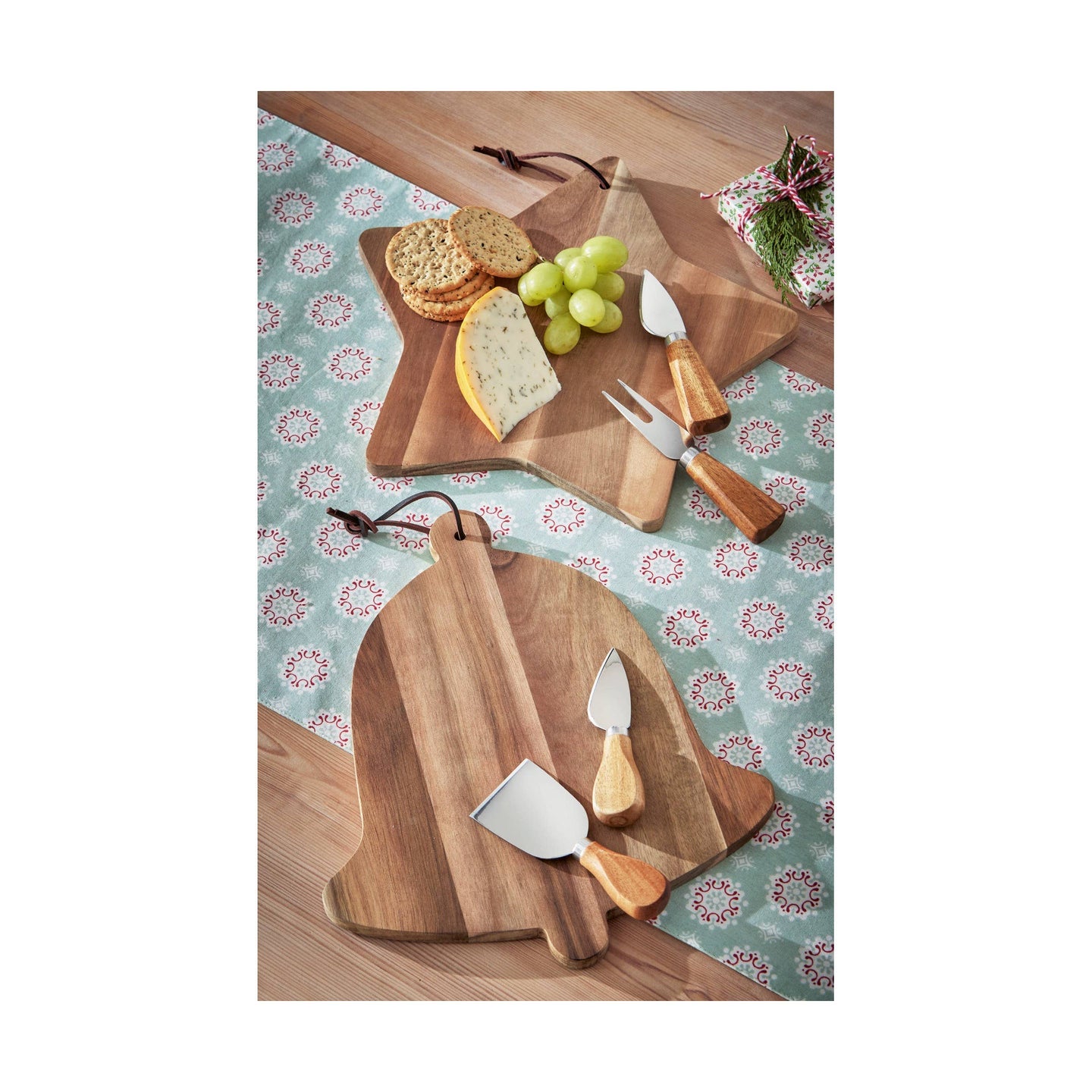 star board & cheese utensil set